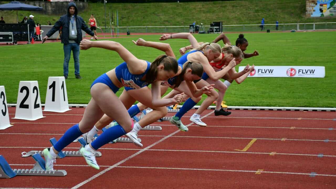 Start Hürdenlauf bei westfälischen Meisterschaften